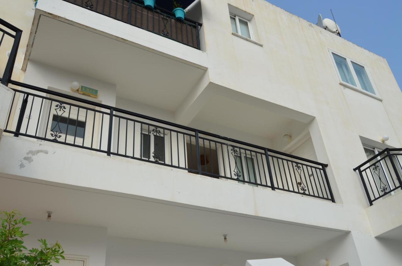 Ithaki Gardens Apartment 107 Paphos Exterior foto