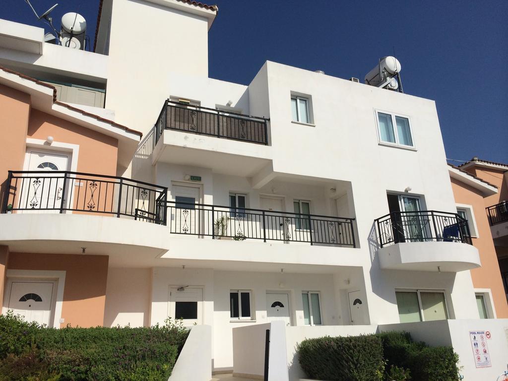 Ithaki Gardens Apartment 107 Paphos Habitación foto
